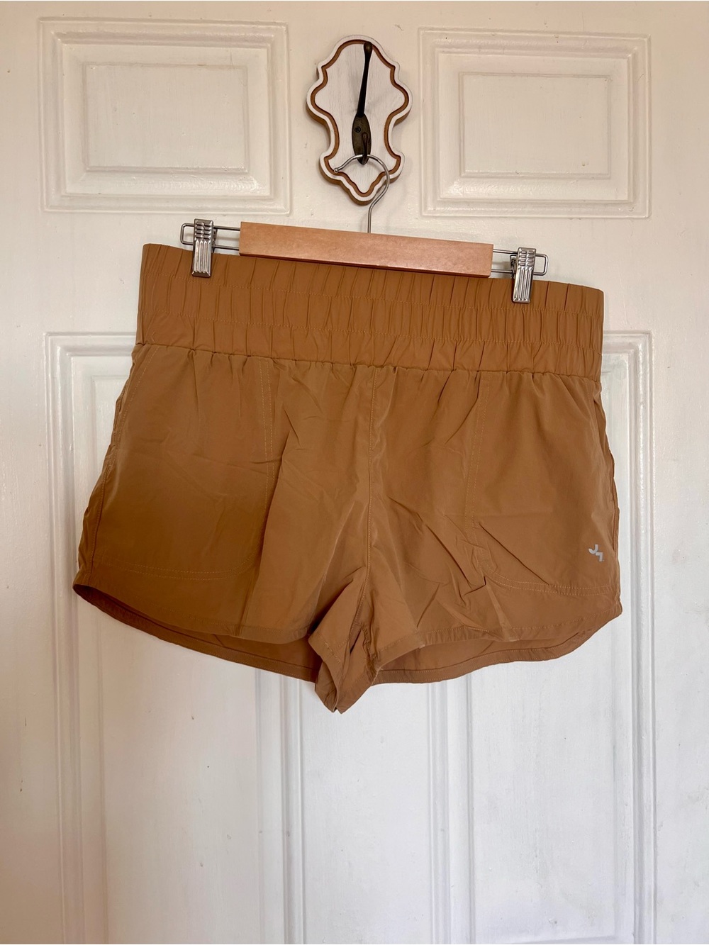 JoyLab | Tan Athletic Shorts